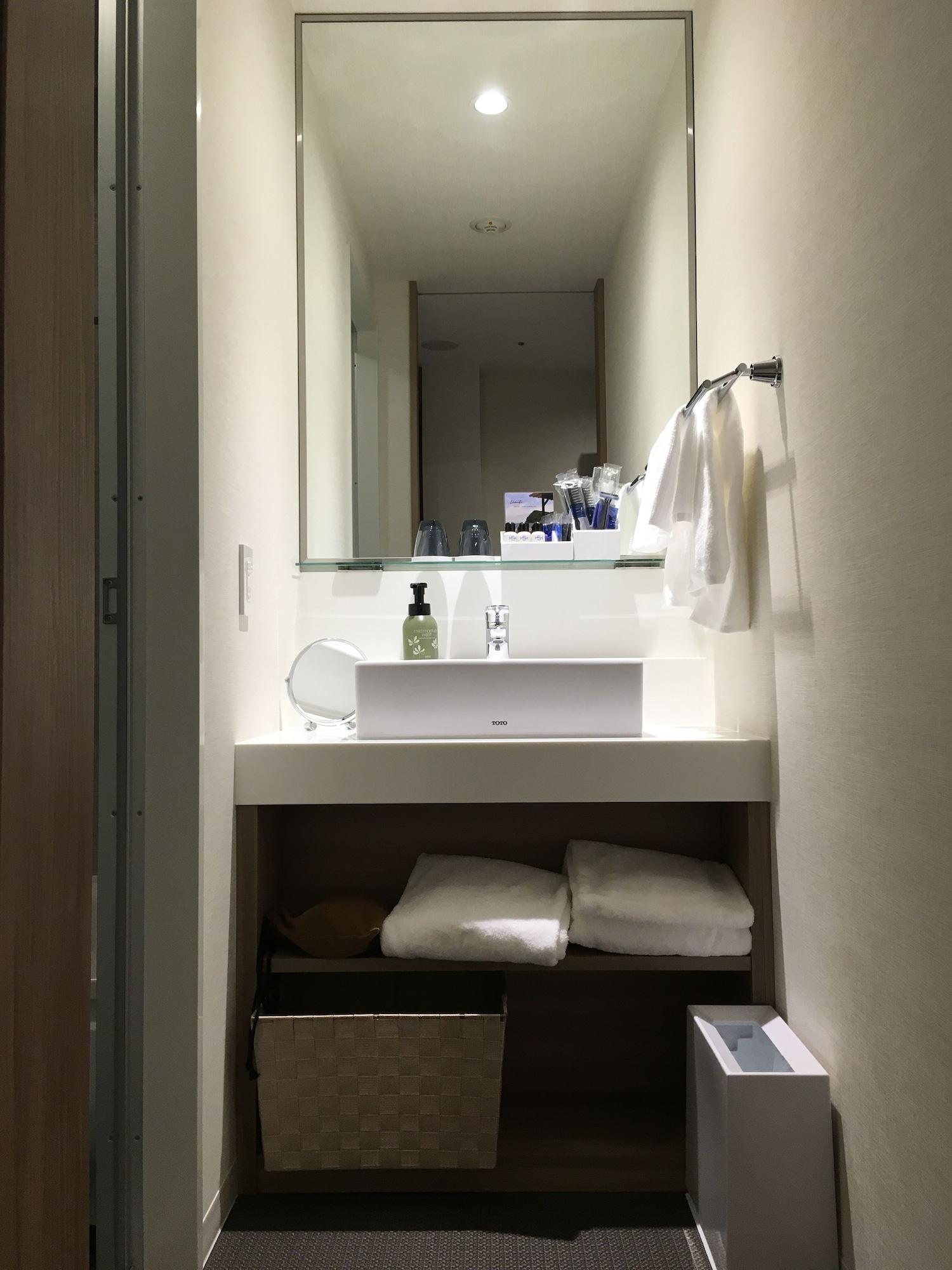 Nihon Seinenkan Hotel Tokyo prefektur Exteriör bild